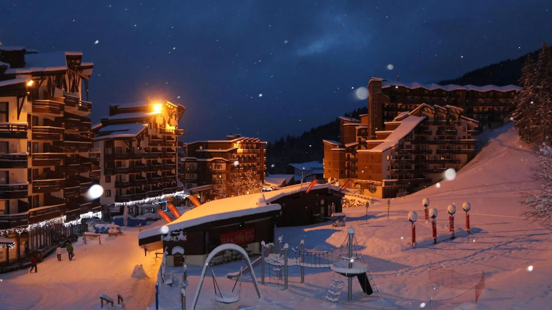Appart Renove Coeur Station, Skis Aux Pieds, Parking, Animaux Admis - Fr-1-513-98 Courchevel 0*,  France